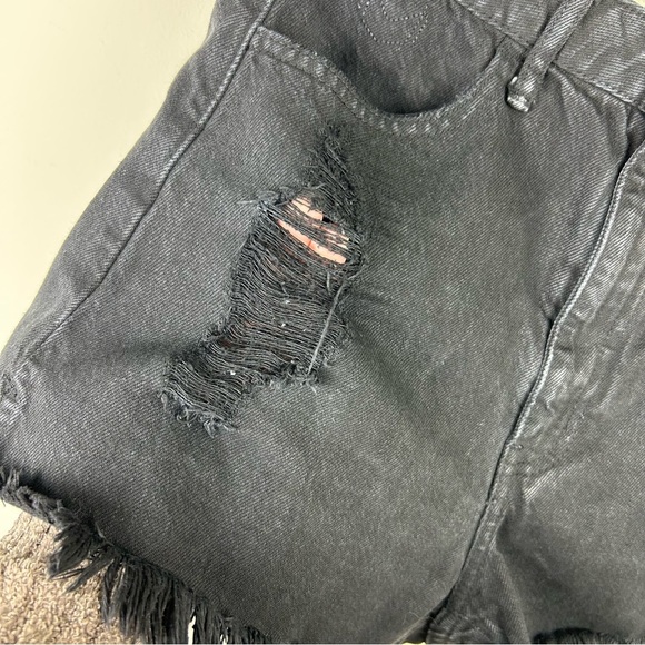Mumu Blue by Show me your Mumu Houston High-Waisted shorts midnight black wash - Picture 5 of 13